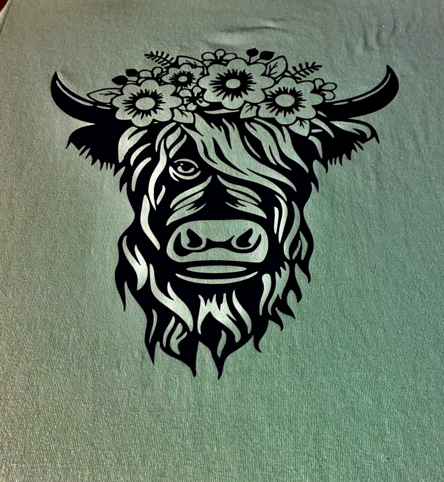 Highland Cow floral crown ladies short sleeve t-shirt