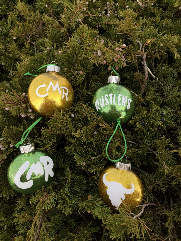 CMR CM Russell Rustler Great Fall ornament set