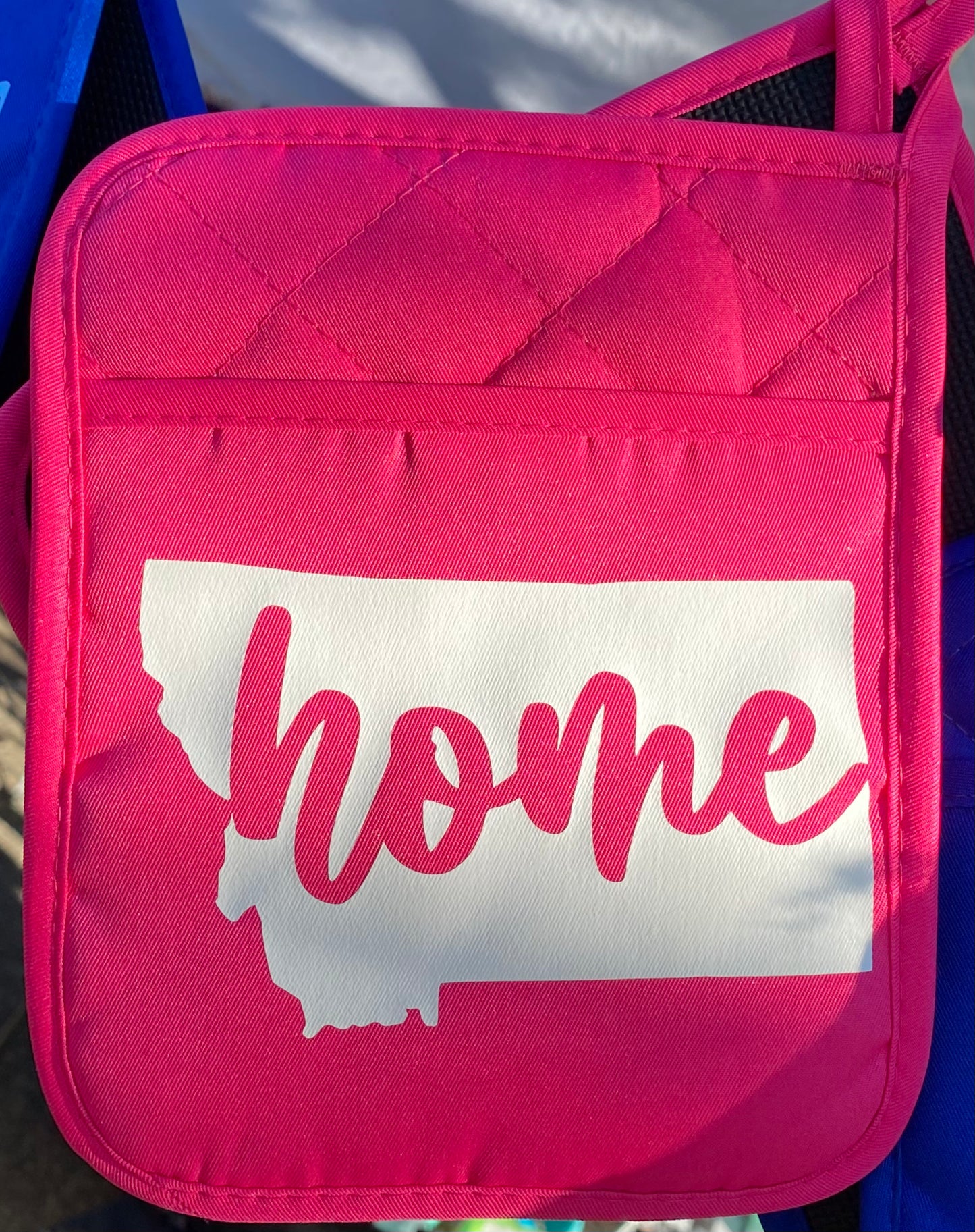 Montana home kitchen decorative pot holder oven mitten