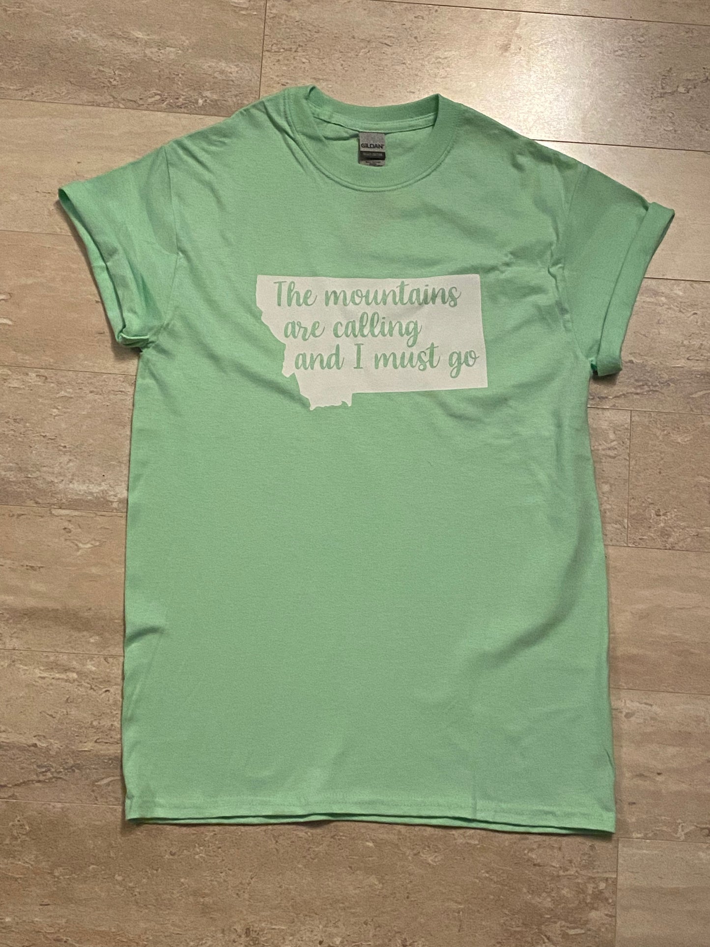 Montana The mountains are calling and I must go adult T-shirt