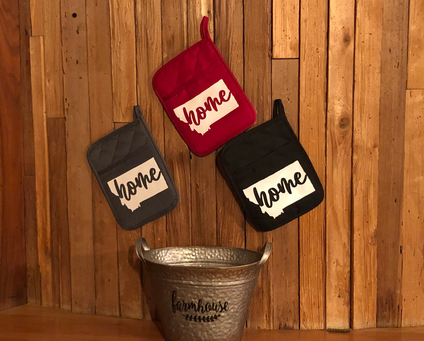 Montana home kitchen decorative pot holder oven mitten