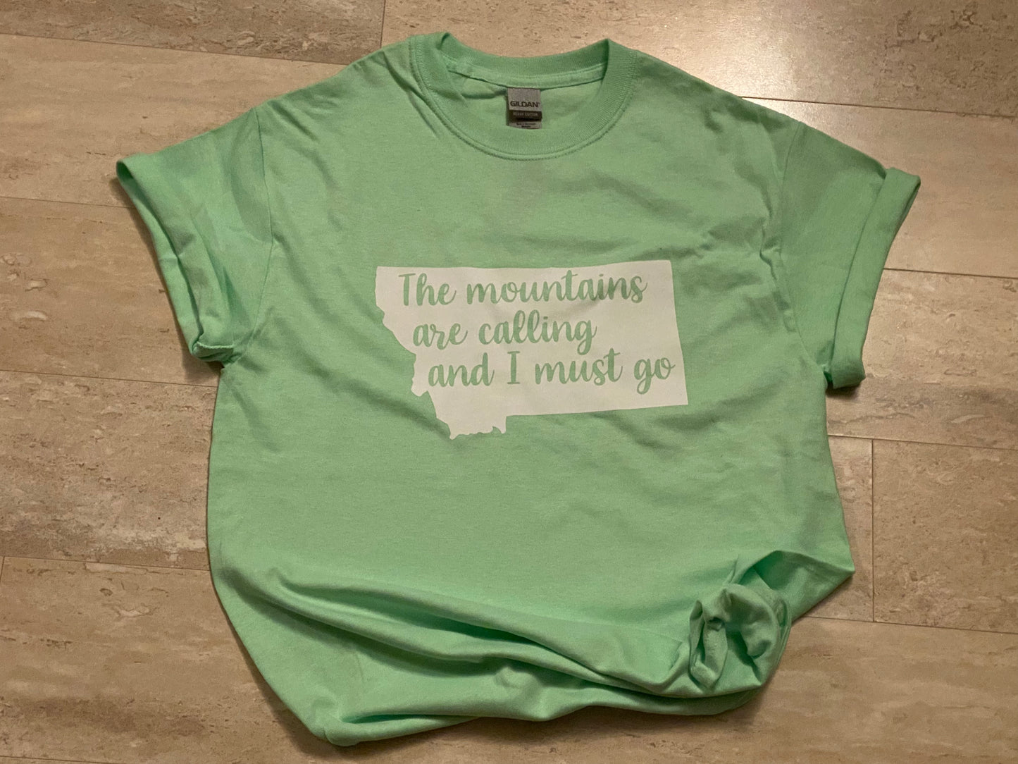 Montana The mountains are calling and I must go adult T-shirt