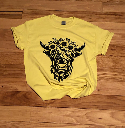 Highland Cow floral crown ladies short sleeve t-shirt